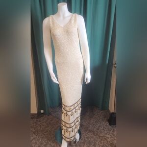 EVC Sophisticated Cream and Gold Lined Sequined Handmade Gown